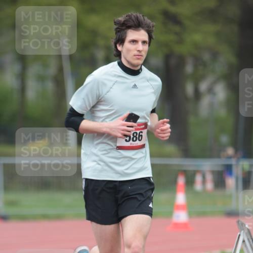 13.04.2025 - Hammer Lauf A. Gomolzig http://msf.ph/oto/7659863 13.04.2025 10:30:22 Ziel 205, 586, 692 meine-sportfotos.de