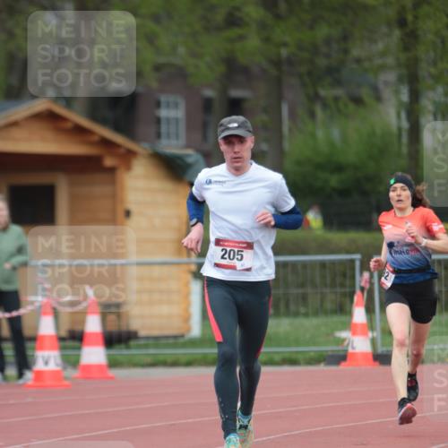 13.04.2025 - Hammer Lauf A. Gomolzig http://msf.ph/oto/7659865 13.04.2025 10:30:28 Ziel 205, 692, 1077, 1959 meine-sportfotos.de