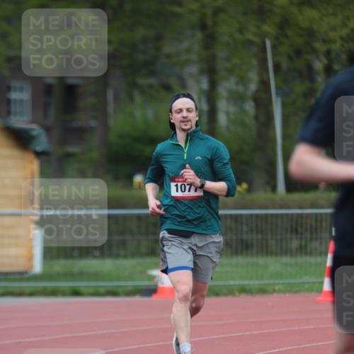 13.04.2025 - Hammer Lauf A. Gomolzig http://msf.ph/oto/7659889 13.04.2025 10:30:36 Ziel 1077, 1797 meine-sportfotos.de