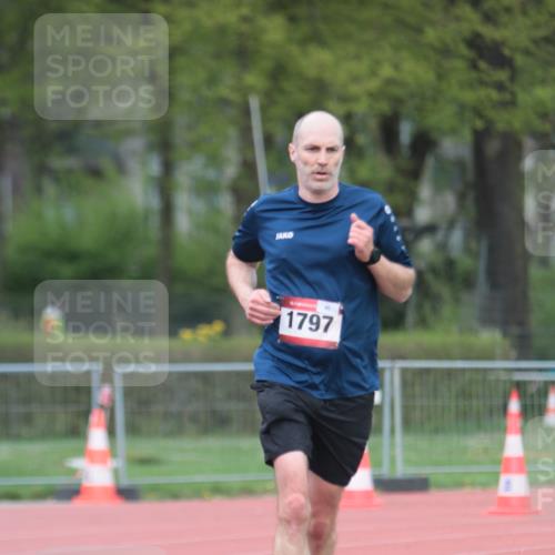 13.04.2025 - Hammer Lauf A. Gomolzig http://msf.ph/oto/7659908 13.04.2025 10:30:42 Ziel 1797 meine-sportfotos.de