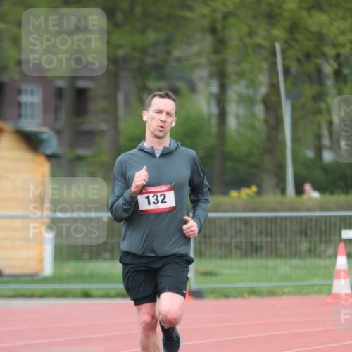 13.04.2025 - Hammer Lauf A. Gomolzig http://msf.ph/oto/7659917 13.04.2025 10:30:58 Ziel 132, 1987 meine-sportfotos.de