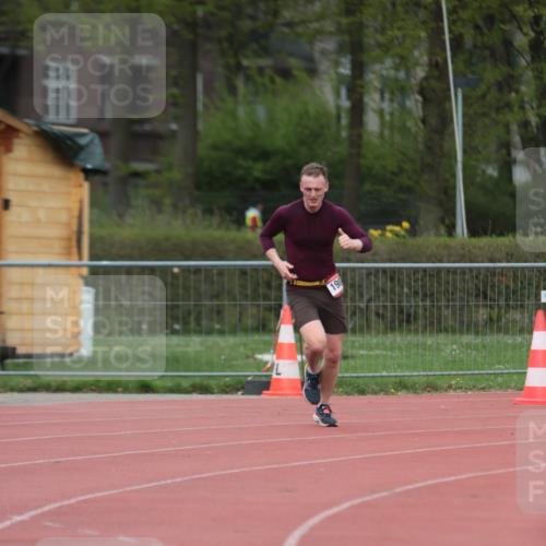 13.04.2025 - Hammer Lauf A. Gomolzig http://msf.ph/oto/7659924 13.04.2025 10:31:01 Ziel 889, 1987 meine-sportfotos.de