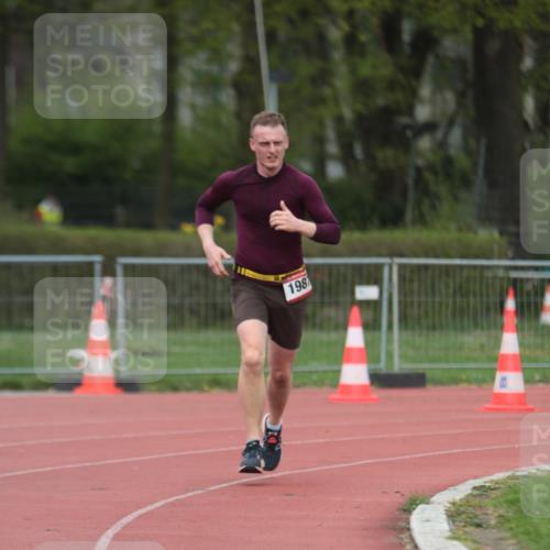 13.04.2025 - Hammer Lauf A. Gomolzig http://msf.ph/oto/7659928 13.04.2025 10:31:03 Ziel 889, 1987 meine-sportfotos.de