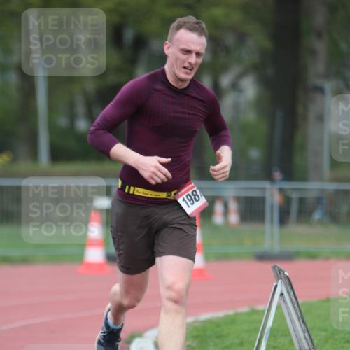 13.04.2025 - Hammer Lauf A. Gomolzig http://msf.ph/oto/7659936 13.04.2025 10:31:05 Ziel 889, 1987 meine-sportfotos.de