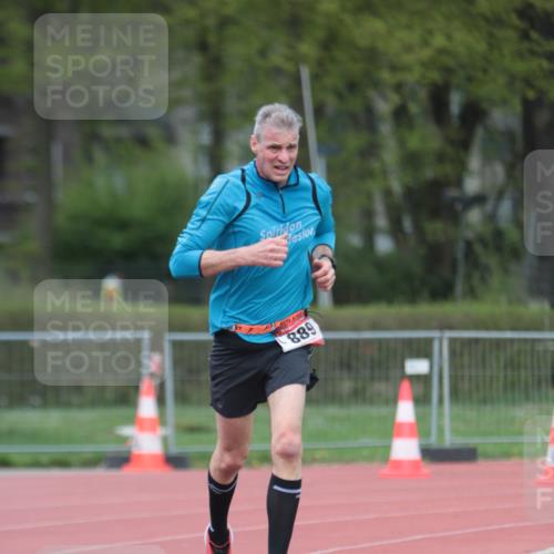 13.04.2025 - Hammer Lauf A. Gomolzig http://msf.ph/oto/7659938 13.04.2025 10:31:09 Ziel 889, 1119 meine-sportfotos.de