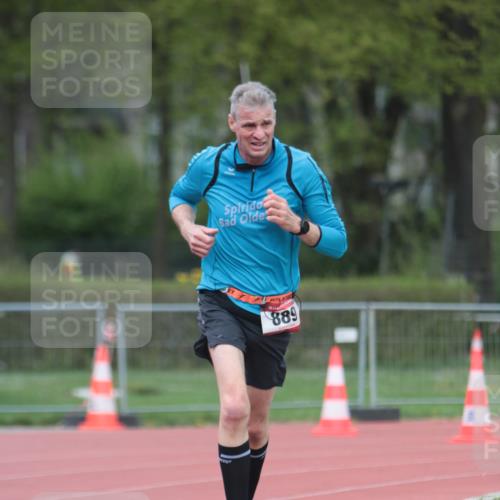13.04.2025 - Hammer Lauf A. Gomolzig http://msf.ph/oto/7659940 13.04.2025 10:31:09 Ziel 889, 1119 meine-sportfotos.de