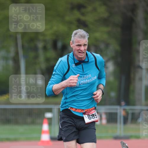 13.04.2025 - Hammer Lauf A. Gomolzig http://msf.ph/oto/7659945 13.04.2025 10:31:10 Ziel 889, 1119 meine-sportfotos.de
