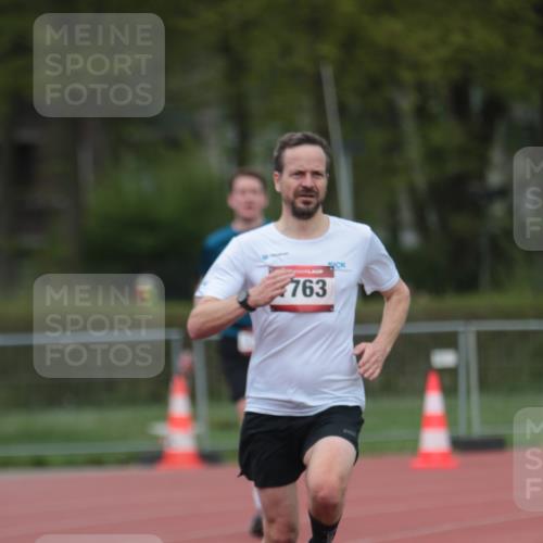 13.04.2025 - Hammer Lauf A. Gomolzig http://msf.ph/oto/7659952 13.04.2025 10:31:55 Ziel 214, 518, 1318, 1763 meine-sportfotos.de