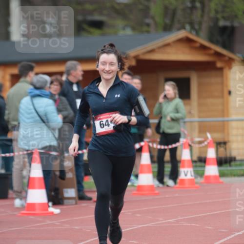 13.04.2025 - Hammer Lauf A. Gomolzig http://msf.ph/oto/7659976 13.04.2025 10:32:16 Ziel 155, 649, 744, 1703, 1902 meine-sportfotos.de