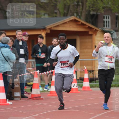 13.04.2025 - Hammer Lauf A. Gomolzig http://msf.ph/oto/7659992 13.04.2025 10:32:23 Ziel 155, 744, 1703, 1902 meine-sportfotos.de
