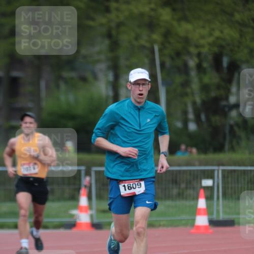 13.04.2025 - Hammer Lauf A. Gomolzig http://msf.ph/oto/7660011 13.04.2025 10:32:41 Ziel 1074, 1809 meine-sportfotos.de
