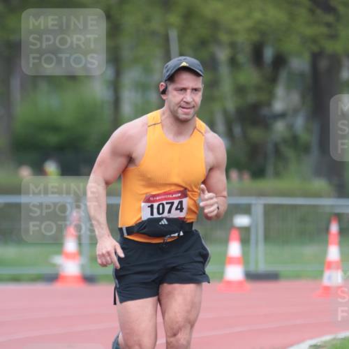 13.04.2025 - Hammer Lauf A. Gomolzig http://msf.ph/oto/7660018 13.04.2025 10:32:43 Ziel 766, 1074 meine-sportfotos.de