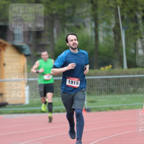 13.04.2025 - Hammer Lauf A. Gomolzig http://msf.ph/oto/7660049 13.04.2025 10:33:13 Ziel 105, 158, 357, 1919 meine-sportfotos.de