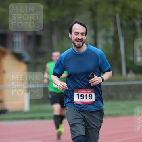 13.04.2025 - Hammer Lauf A. Gomolzig http://msf.ph/oto/7660058 13.04.2025 10:33:15 Ziel 105, 158, 357, 1919 meine-sportfotos.de