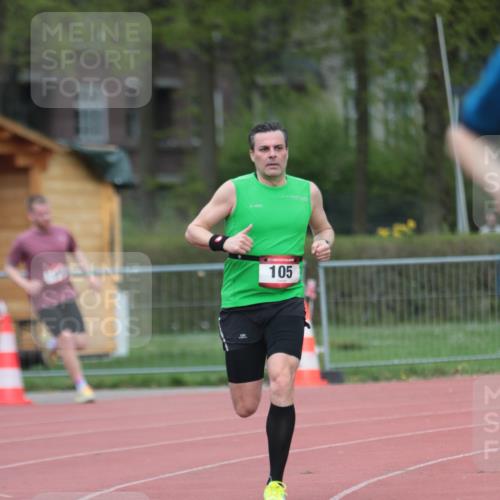 13.04.2025 - Hammer Lauf A. Gomolzig http://msf.ph/oto/7660062 13.04.2025 10:33:16 Ziel 105, 158, 357, 1919 meine-sportfotos.de