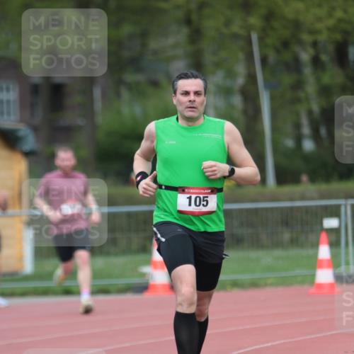 13.04.2025 - Hammer Lauf A. Gomolzig http://msf.ph/oto/7660067 13.04.2025 10:33:17 Ziel 105, 158, 357 meine-sportfotos.de