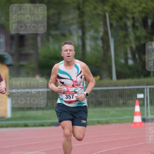 13.04.2025 - Hammer Lauf A. Gomolzig http://msf.ph/oto/7660077 13.04.2025 10:33:21 Ziel 158, 357 meine-sportfotos.de