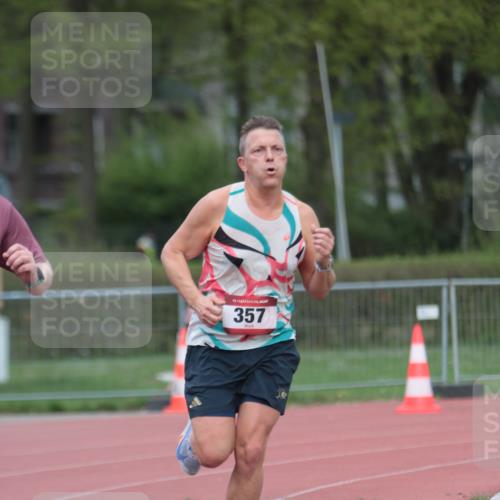 13.04.2025 - Hammer Lauf A. Gomolzig http://msf.ph/oto/7660079 13.04.2025 10:33:22 Ziel 158, 357 meine-sportfotos.de