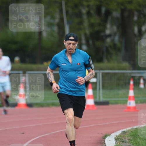 13.04.2025 - Hammer Lauf A. Gomolzig http://msf.ph/oto/7660106 13.04.2025 10:34:08 Ziel 197, 239, 729, 1197, 1286 meine-sportfotos.de