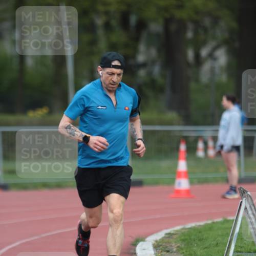 13.04.2025 - Hammer Lauf A. Gomolzig http://msf.ph/oto/7660108 13.04.2025 10:34:08 Ziel 197, 239, 729, 1197, 1286 meine-sportfotos.de