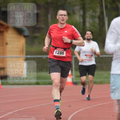 13.04.2025 - Hammer Lauf A. Gomolzig http://msf.ph/oto/7660122 13.04.2025 10:34:13 Ziel 197, 729, 1197, 1286 meine-sportfotos.de