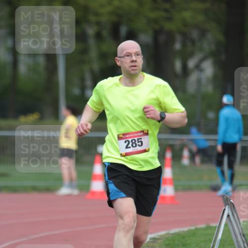 13.04.2025 - Hammer Lauf A. Gomolzig http://msf.ph/oto/7660148 13.04.2025 10:34:23 Ziel 285, 1110, 1715 meine-sportfotos.de