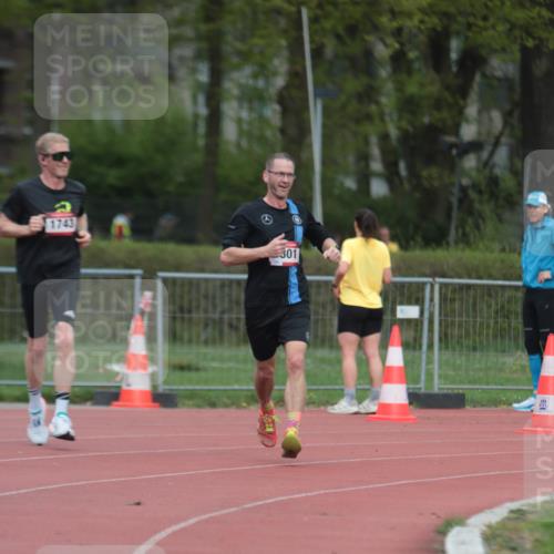 13.04.2025 - Hammer Lauf A. Gomolzig http://msf.ph/oto/7660161 13.04.2025 10:34:31 Ziel 330, 383, 1743, 1801 meine-sportfotos.de
