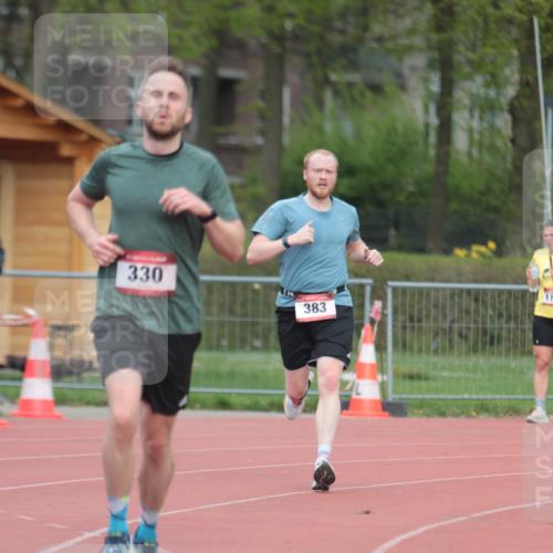13.04.2025 - Hammer Lauf A. Gomolzig http://msf.ph/oto/7660179 13.04.2025 10:34:36 Ziel 330, 383, 1743 meine-sportfotos.de