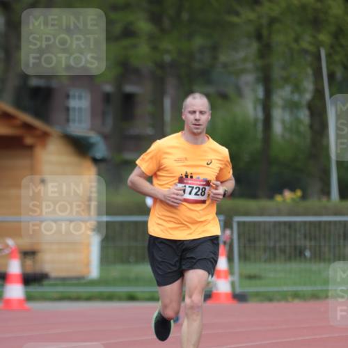 13.04.2025 - Hammer Lauf A. Gomolzig http://msf.ph/oto/7660208 13.04.2025 10:35:02 Ziel 1229, 1728 meine-sportfotos.de