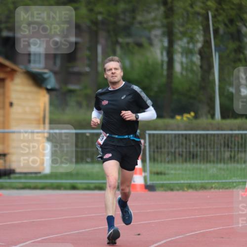 13.04.2025 - Hammer Lauf A. Gomolzig http://msf.ph/oto/7660216 13.04.2025 10:35:05 Ziel 1229 meine-sportfotos.de