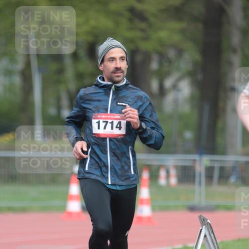 13.04.2025 - Hammer Lauf A. Gomolzig http://msf.ph/oto/7660233 13.04.2025 10:35:16 Ziel 430, 509, 1714, 1716 meine-sportfotos.de