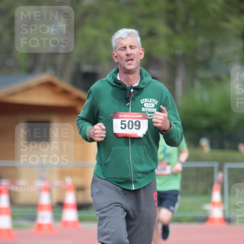 13.04.2025 - Hammer Lauf A. Gomolzig http://msf.ph/oto/7660244 13.04.2025 10:35:20 Ziel 430, 509 meine-sportfotos.de