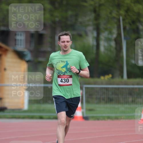 13.04.2025 - Hammer Lauf A. Gomolzig http://msf.ph/oto/7660249 13.04.2025 10:35:22 Ziel 430 meine-sportfotos.de