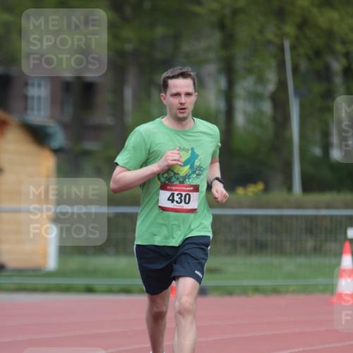 13.04.2025 - Hammer Lauf A. Gomolzig http://msf.ph/oto/7660251 13.04.2025 10:35:22 Ziel 430 meine-sportfotos.de
