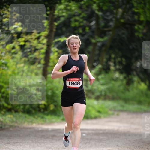 13.04.2025 - Hammer Lauf Dr. Thomas Lammeyer http://msf.ph/oto/7660264 13.04.2025 11:22:56 Laufen 15, 1948 meine-sportfotos.de