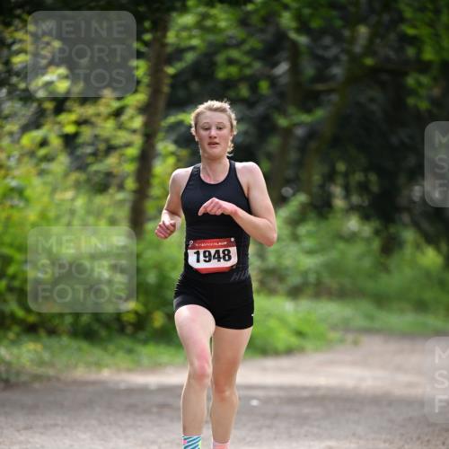 13.04.2025 - Hammer Lauf Dr. Thomas Lammeyer http://msf.ph/oto/7660268 13.04.2025 11:22:57 Laufen 15, 1948 meine-sportfotos.de