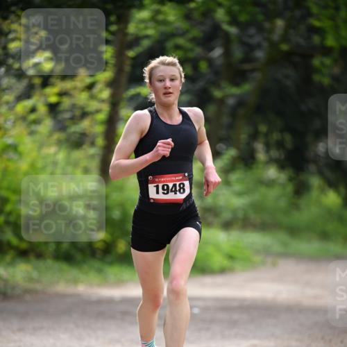 13.04.2025 - Hammer Lauf Dr. Thomas Lammeyer http://msf.ph/oto/7660275 13.04.2025 11:22:57 Laufen 15, 1948 meine-sportfotos.de