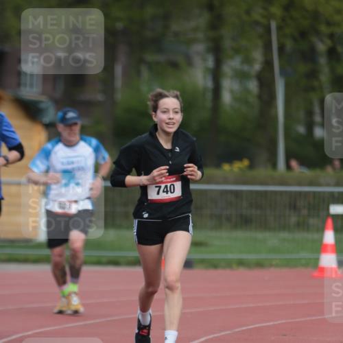 13.04.2025 - Hammer Lauf A. Gomolzig http://msf.ph/oto/7660276 13.04.2025 10:35:39 Ziel 328, 740, 1944, 1949 meine-sportfotos.de