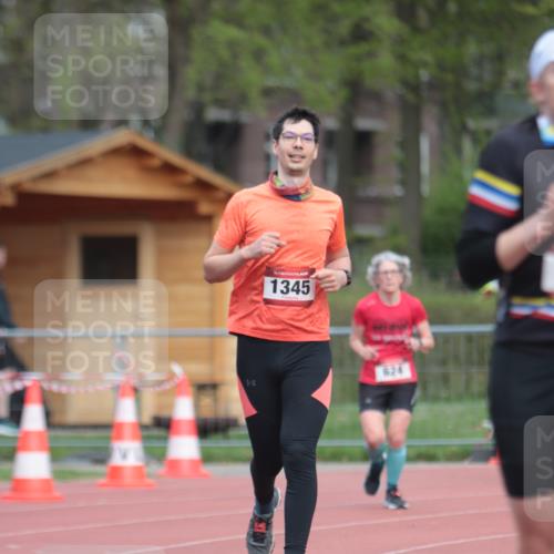 13.04.2025 - Hammer Lauf A. Gomolzig http://msf.ph/oto/7660318 13.04.2025 10:36:15 Ziel 624, 648, 655, 1039, 1345 meine-sportfotos.de