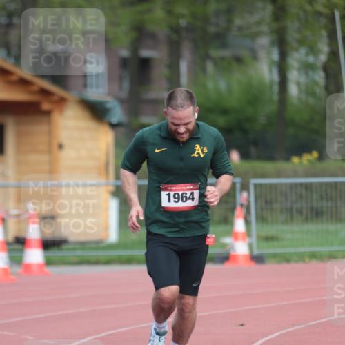 13.04.2025 - Hammer Lauf A. Gomolzig http://msf.ph/oto/7660347 13.04.2025 10:36:35 Ziel 314, 742, 1279, 1964 meine-sportfotos.de
