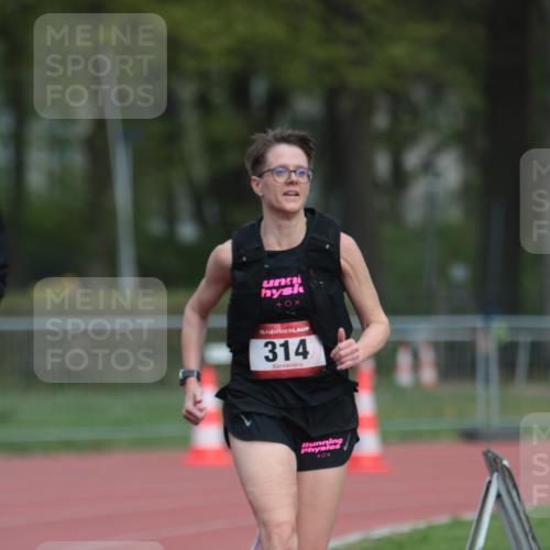 13.04.2025 - Hammer Lauf A. Gomolzig http://msf.ph/oto/7660365 13.04.2025 10:36:43 Ziel 314, 742 meine-sportfotos.de