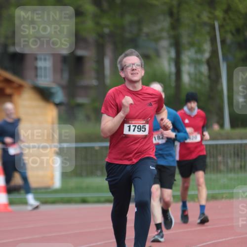 13.04.2025 - Hammer Lauf A. Gomolzig http://msf.ph/oto/7660375 13.04.2025 10:36:56 Ziel 122, 620, 769, 1182, 1795 meine-sportfotos.de