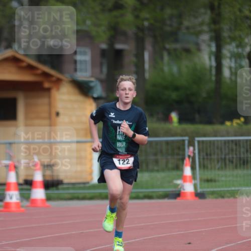 13.04.2025 - Hammer Lauf A. Gomolzig http://msf.ph/oto/7660390 13.04.2025 10:37:03 Ziel 122, 769 meine-sportfotos.de