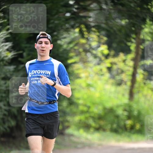13.04.2025 - Hammer Lauf Dr. Thomas Lammeyer http://msf.ph/oto/7660394 13.04.2025 11:23:55 Laufen 2 meine-sportfotos.de