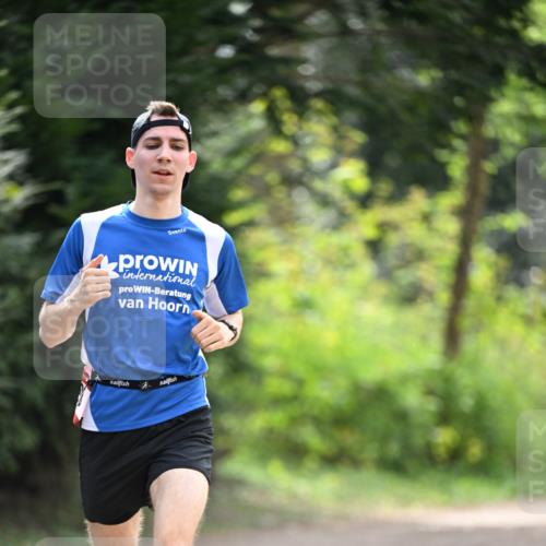 13.04.2025 - Hammer Lauf Dr. Thomas Lammeyer http://msf.ph/oto/7660399 13.04.2025 11:23:55 Laufen 1 meine-sportfotos.de