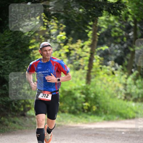 13.04.2025 - Hammer Lauf Dr. Thomas Lammeyer http://msf.ph/oto/7660434 13.04.2025 11:24:00 Laufen 312 meine-sportfotos.de