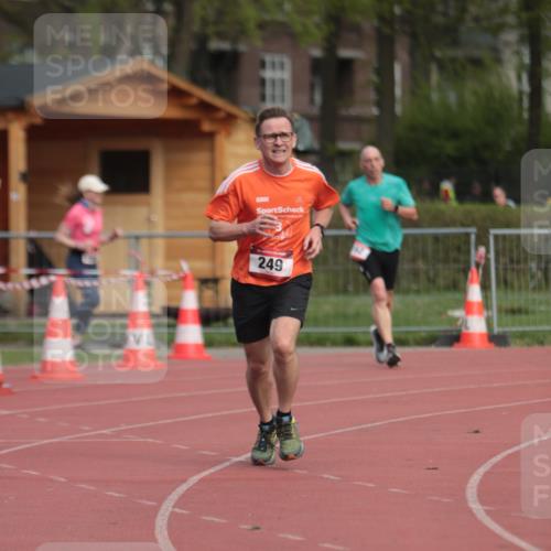 13.04.2025 - Hammer Lauf A. Gomolzig http://msf.ph/oto/7660442 13.04.2025 10:37:54 Ziel 162, 249, 1864 meine-sportfotos.de
