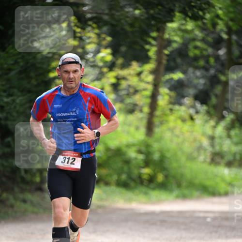 13.04.2025 - Hammer Lauf Dr. Thomas Lammeyer http://msf.ph/oto/7660446 13.04.2025 11:24:01 Laufen 15, 312 meine-sportfotos.de