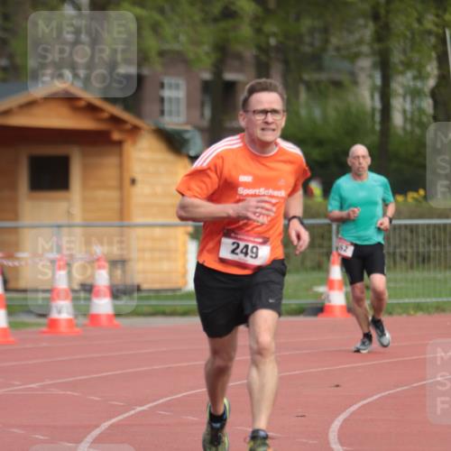 13.04.2025 - Hammer Lauf A. Gomolzig http://msf.ph/oto/7660450 13.04.2025 10:37:56 Ziel 162, 249, 718, 1330, 1864 meine-sportfotos.de