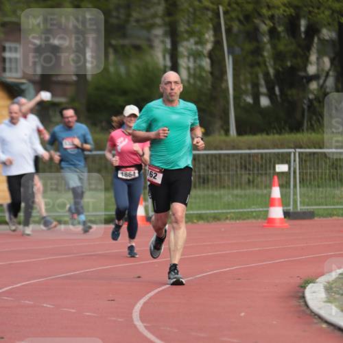 13.04.2025 - Hammer Lauf A. Gomolzig http://msf.ph/oto/7660455 13.04.2025 10:37:58 Ziel 162, 718, 1330, 1864 meine-sportfotos.de